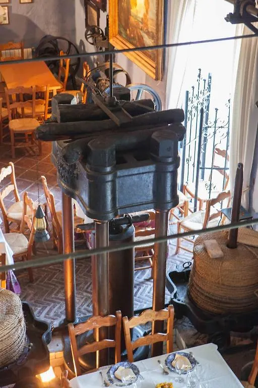 Comares Hotel-Museo Molino De Los Abuelos 3*,  إسبانيا
